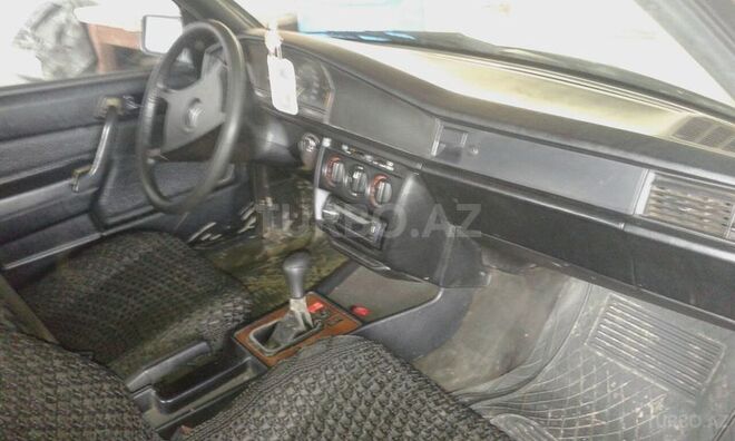 Mercedes 190 1992, 400,000 km - 1.8 l - Oğuz