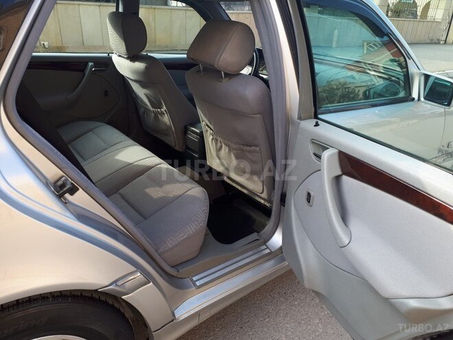 Mercedes C 220 2000, 440,000 km - 2.2 l - Bakı
