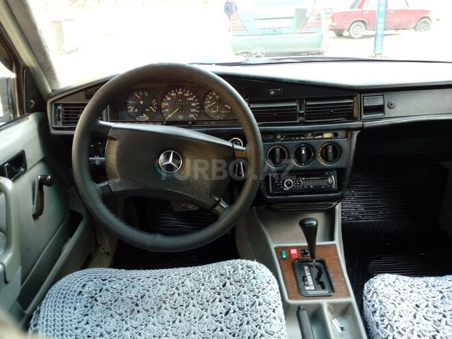 Mercedes 190 1990, 228,000 km - 1.8 l - Sumqayıt