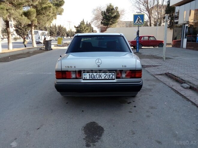 Mercedes 190 1990, 228,000 km - 1.8 l - Sumqayıt