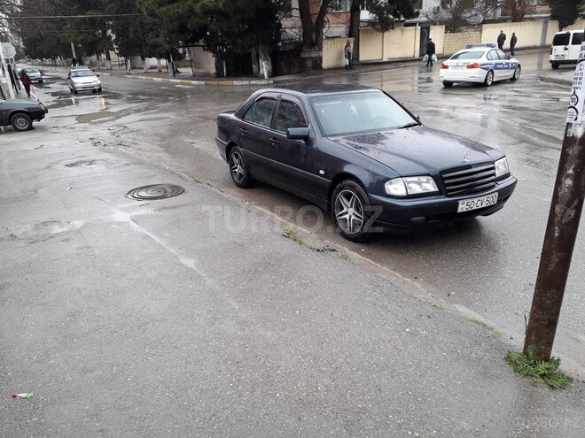 Mercedes C 180 1998, 268,000 km - 1.8 l - Sumqayıt