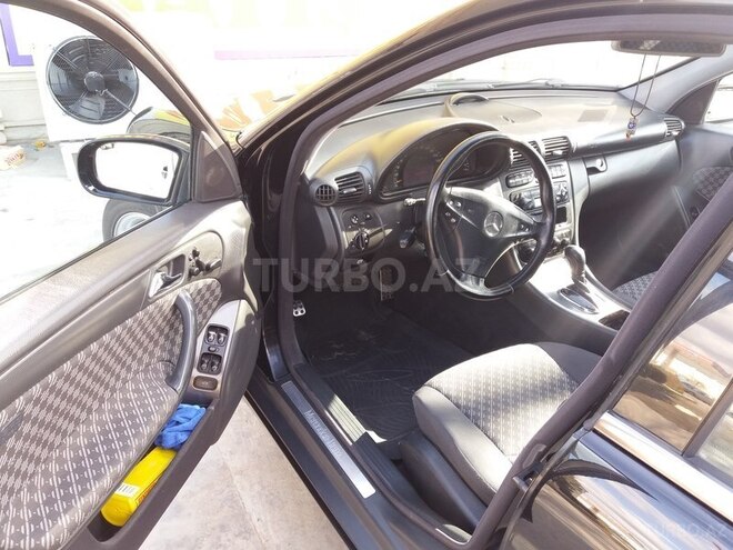 Mercedes C 200 2004, 202,000 km - 2.0 l - Sabirabad