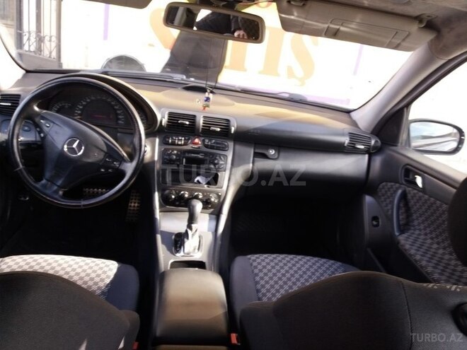 Mercedes C 200 2004, 202,000 km - 2.0 l - Sabirabad