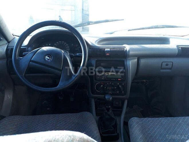 Opel Astra 1994, 413,000 km - 1.7 l - Bakı