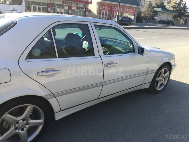 Mercedes C 230 2000, 157,000 km - 2.3 л - Bakı