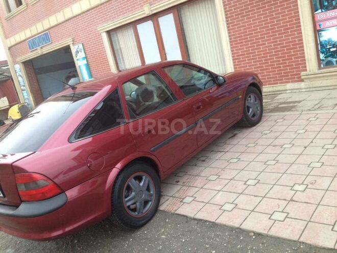 Opel Vectra 1996, 356,300 km - 2.0 l - Qusar