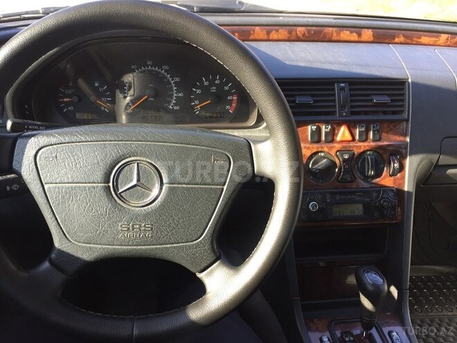 Mercedes C 230 2000, 157,000 km - 2.3 л - Bakı