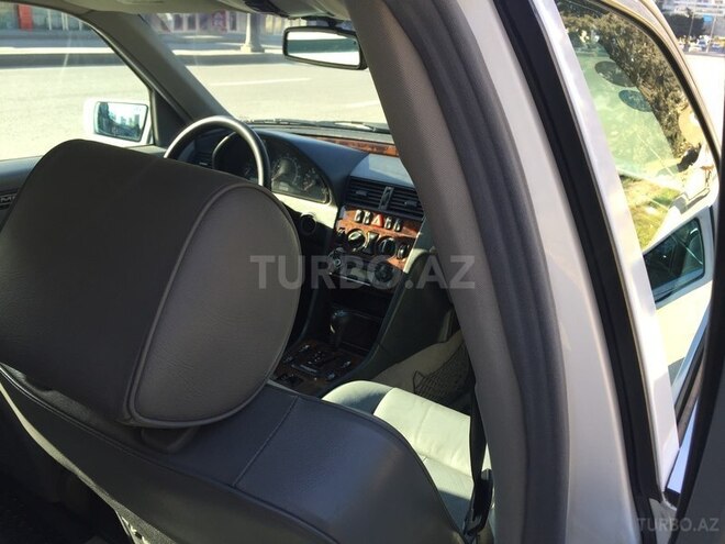 Mercedes C 230 2000, 157,000 km - 2.3 л - Bakı