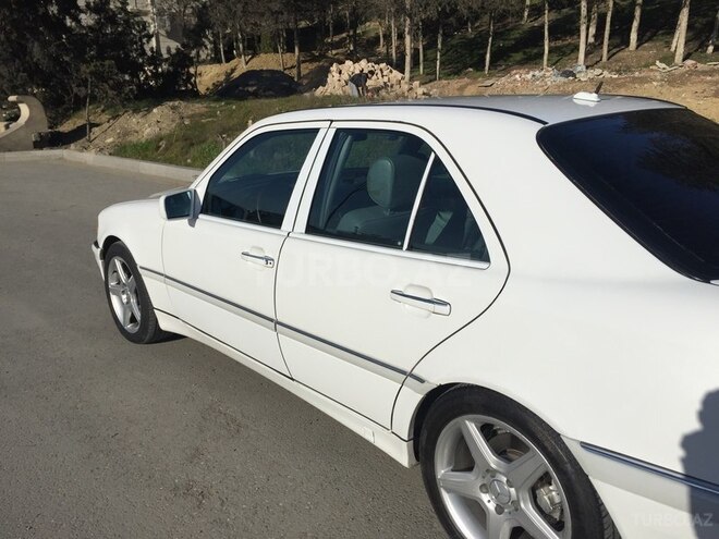 Mercedes C 230 2000, 157,000 km - 2.3 л - Bakı