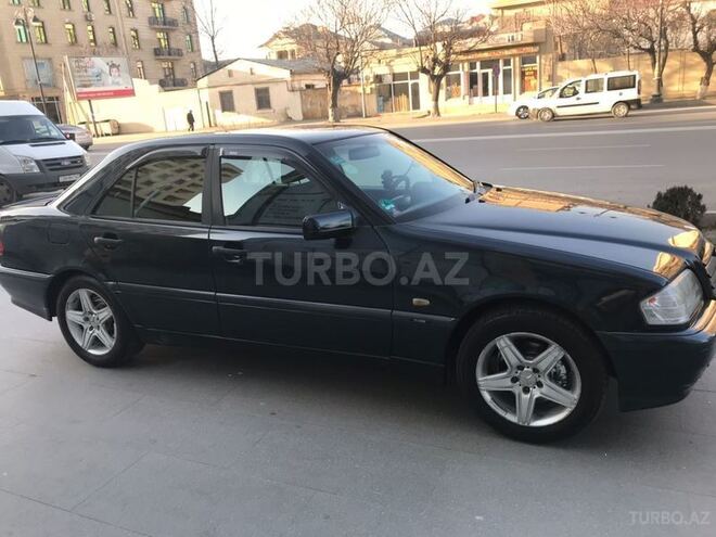 Mercedes C 180 1999, 275,000 km - 1.8 л - Bakı