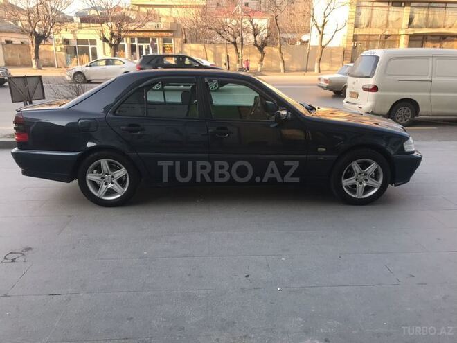 Mercedes C 180 1999, 275,000 km - 1.8 л - Bakı
