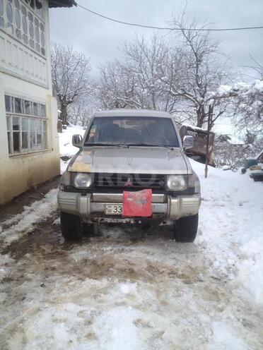 Mitsubishi Pajero 1992, 280,000 km - 0.3 л - Lənkəran