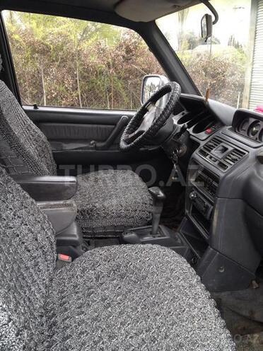 Mitsubishi Pajero 1992, 280,000 km - 0.3 л - Lənkəran
