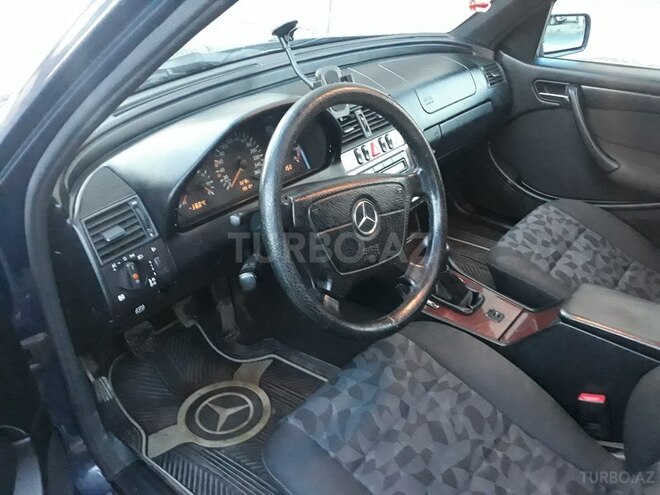 Mercedes C 240 1998, 195,000 km - 2.4 l - Bakı