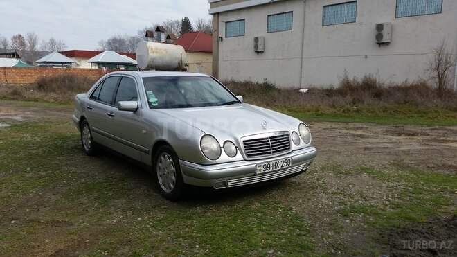 Mercedes E 240 1998, 307,000 km - 2.4 l - Mingəçevir
