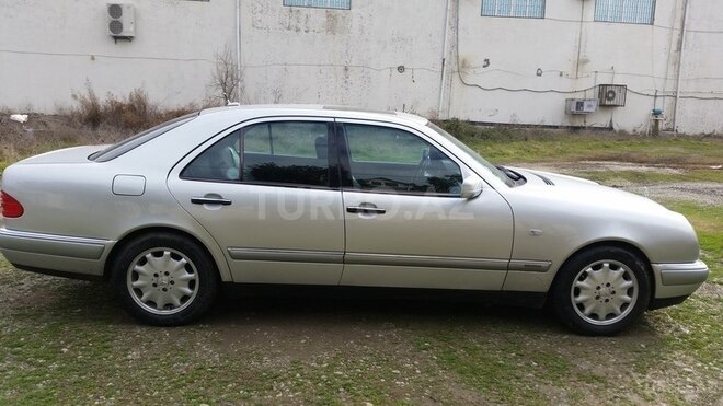 Mercedes E 240 1998, 307,000 km - 2.4 l - Mingəçevir