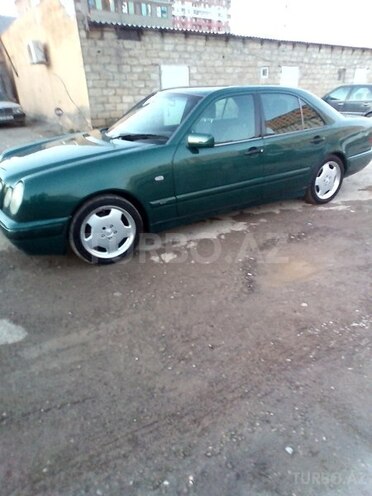 Mercedes E 220 1998, 45,000 km - 2.2 l - Xırdalan