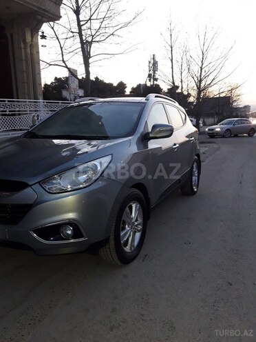 Hyundai ix35 2011, 107,000 km - 2.0 л - Bakı