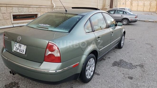 Volkswagen Passat 2001, 187,500 km - 1.8 л - Şamaxı