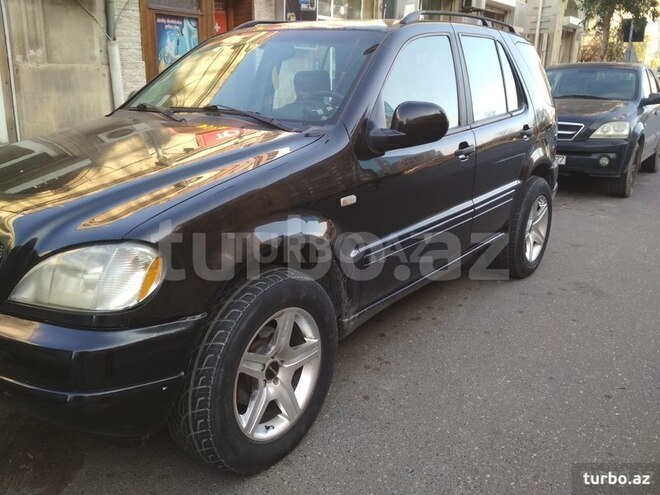 Mercedes ML 320 1999, 210,000 km - 3.2 l - Bakı