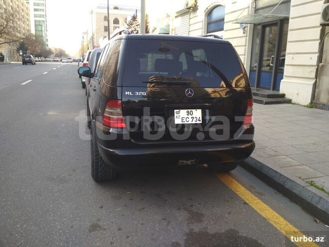 Mercedes ML 320 1999, 210,000 km - 3.2 l - Bakı