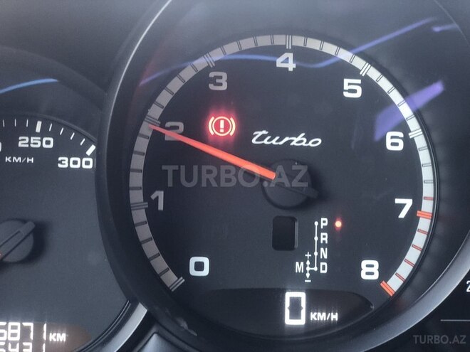 Porsche Macan Turbo 2014, 6,000 km - 3.6 l - Bakı