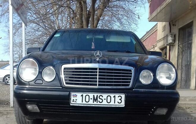 Mercedes E 280 1997, 301,303 km - 2.8 л - Qazax
