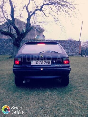 Opel Astra 1992, 40,000 km - 1.6 l - Zaqatala