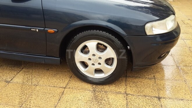 Opel Vectra 2000, 26,000 km - 1.6 l - Bakı