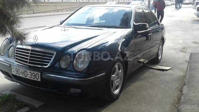 Mercedes E 320 2000, 217,000 km - 3.2 l - Bakı