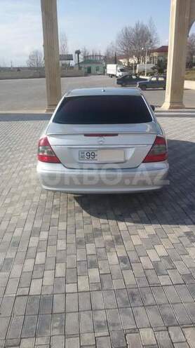 Mercedes E 220 2006, 259,000 km - 2.2 л - Ağdam