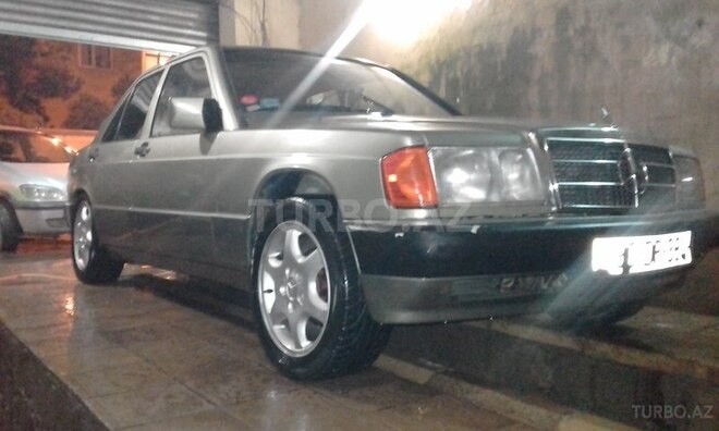 Mercedes 190 1983, 350,000 km - 2.0 l - Bakı