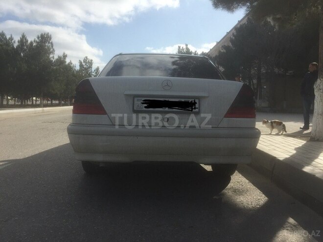 Mercedes C 180 1997, 203,500 km - 1.8 l - Sumqayıt