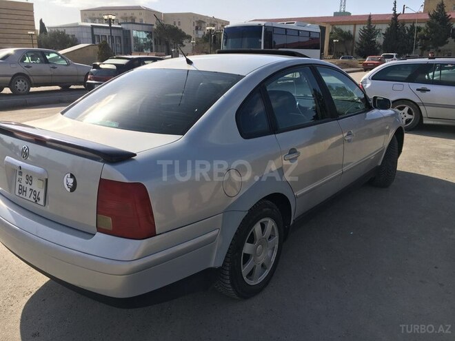 Volkswagen Passat 1999, 130,000 km - 1.8 l - Bakı