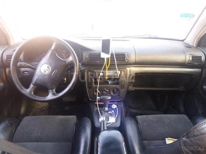 Volkswagen Passat 1999, 130,000 km - 1.8 l - Bakı