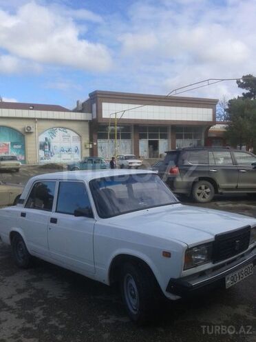 LADA (VAZ) 2107 2007, 90,000 km - 1.6 л - Xudat