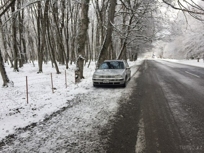 Volkswagen Golf 2000, 290,000 km - 1.4 l - Bakı
