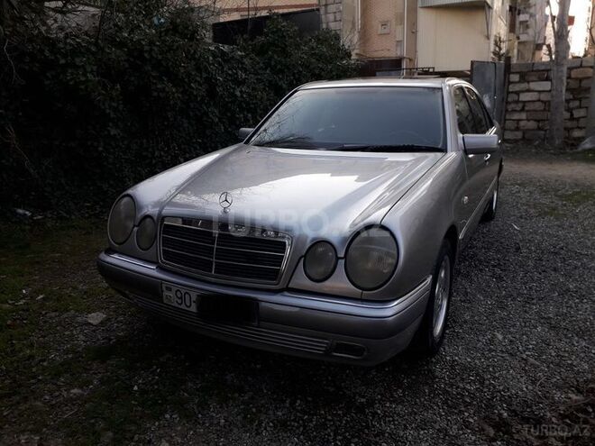 Mercedes E 280 1998, 240,000 km - 2.8 l - Bakı