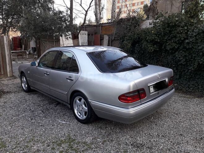 Mercedes E 280 1998, 240,000 km - 2.8 l - Bakı