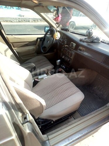 Mercedes 190 1991, 340,000 km - 2.0 l - Bakı