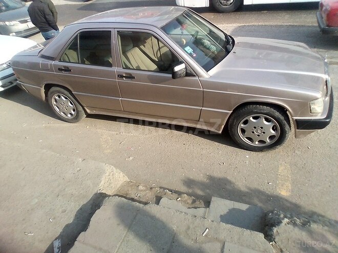 Mercedes 190 1991, 340,000 km - 2.0 l - Bakı