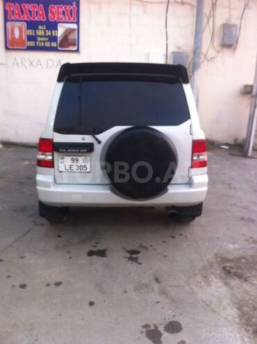 Mitsubishi Pajero io 1999, 302,000 km - 1.8 л - Bakı