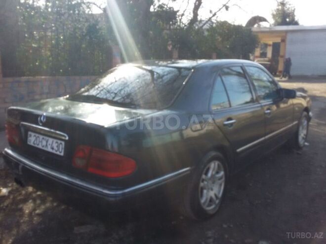 Mercedes E 280 1996, 220,110 km - 2.8 l - Gəncə