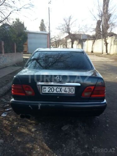 Mercedes E 280 1996, 220,110 km - 2.8 l - Gəncə