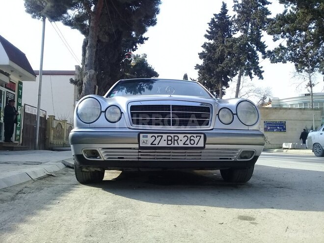 Mercedes E 230 1996, 228,265 km - 2.3 л - Xaçmaz