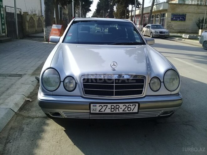 Mercedes E 230 1996, 228,265 km - 2.3 л - Xaçmaz