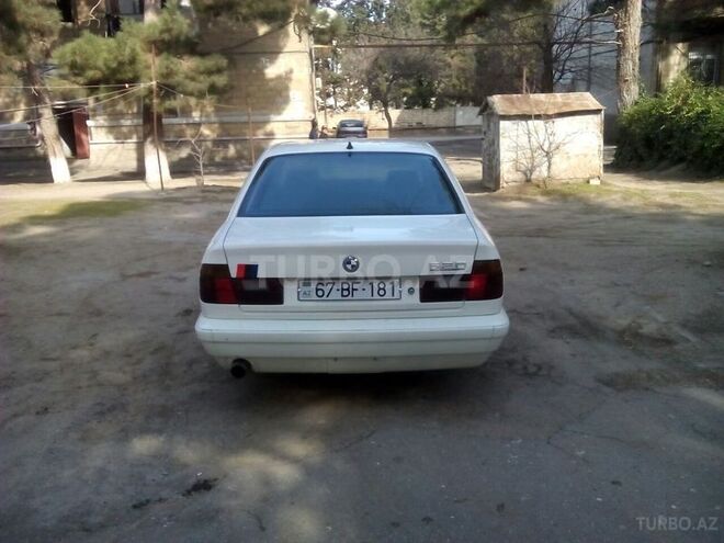 BMW 520 1991, 296,000 km - 2.0 l - Sumqayıt