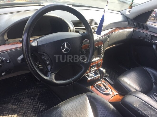 Mercedes S 500 2004, 270,990 km - 5.0 l - Astara