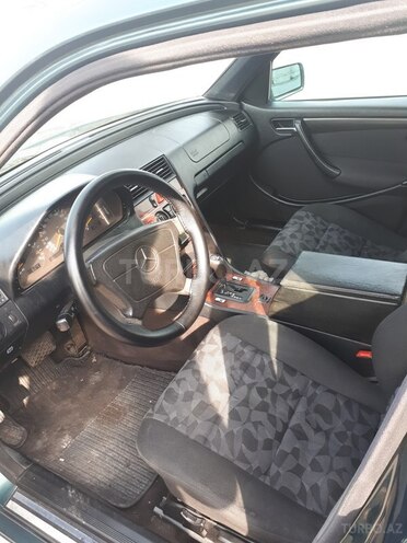 Mercedes C 180 1998, 230,000 km - 1.8 l - Bakı