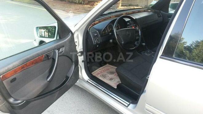 Mercedes C 200 1998, 217,500 km - 2.0 l - Gəncə